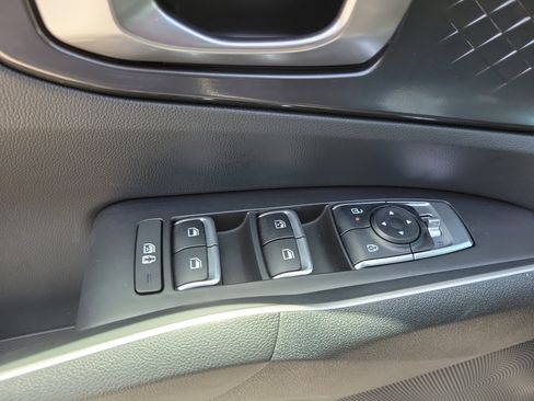 Used 2025 Kia Sorento S w/ Panoramic Sunroof Package FWD image 30