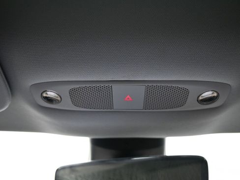 Used 2019 Tesla Model 3 Long Range image 18