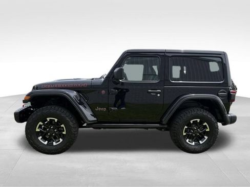 Used 2024 Jeep Wrangler Rubicon AWD/4WD image 13