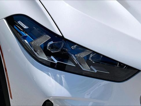 Used 2024 BMW X5 sDrive40i w/ Premium Package RWD image 29