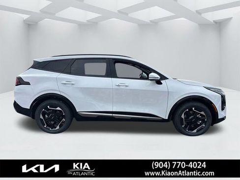 New 2026 Kia Sportage SX FWD image 12