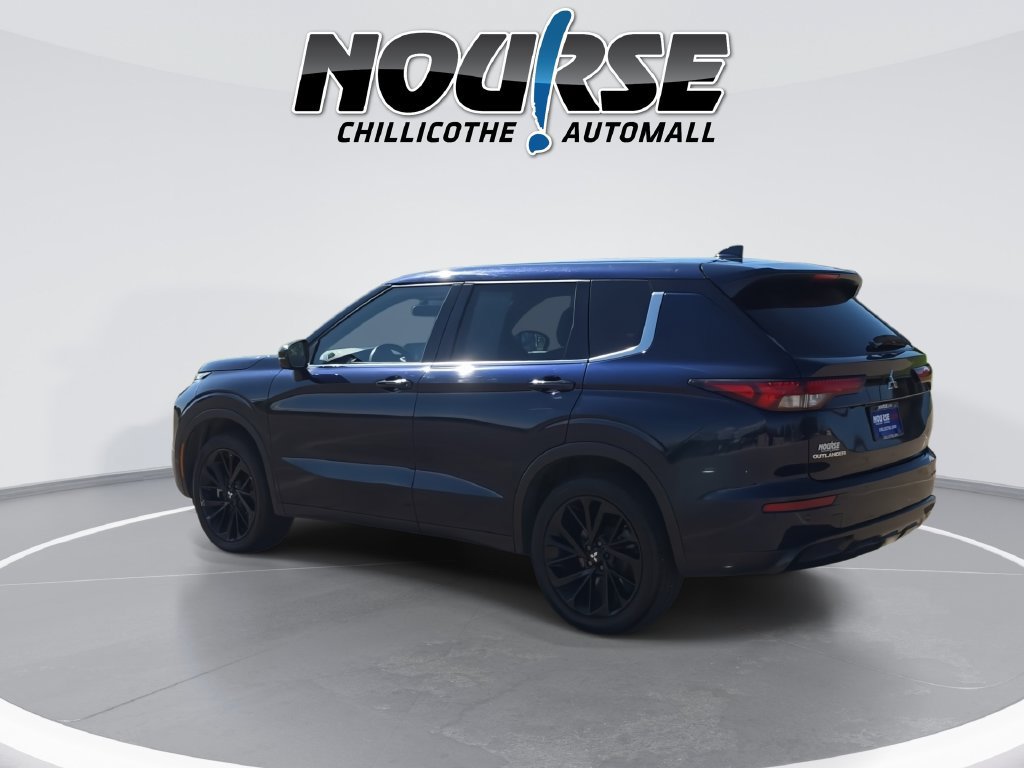 Used 2023 Mitsubishi Outlander SE FWD image 6