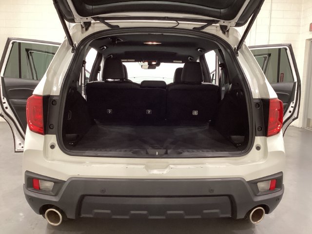 Used 2023 Honda Passport EX-L image 12
