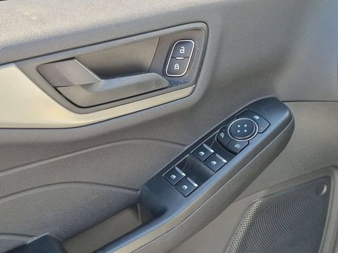 Used 2025 Ford Escape Active AWD/4WD image 13