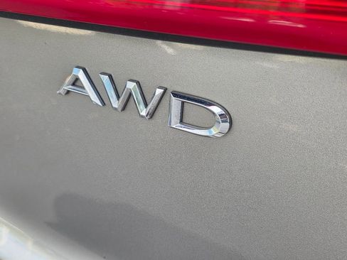 Used 2016 Lincoln MKX Reserve w/ Climate Package image 8