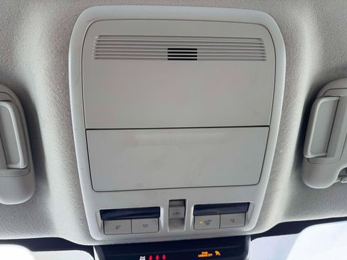 Used 2024 MAZDA CX-30 AWD 2.5 S w/ Premium Package image 32