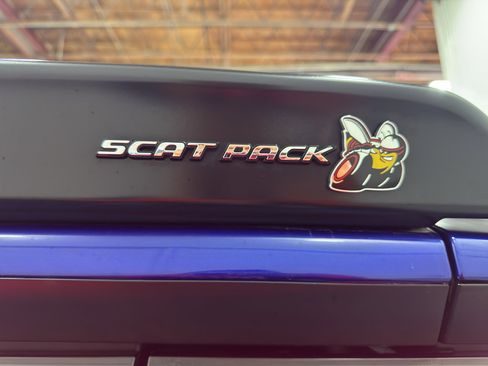 Used 2022 Dodge Challenger R/T Scat Pack RWD image 7