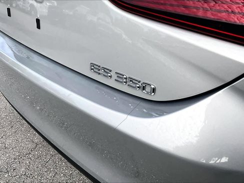 Used 2023 Lexus ES 350 image 9