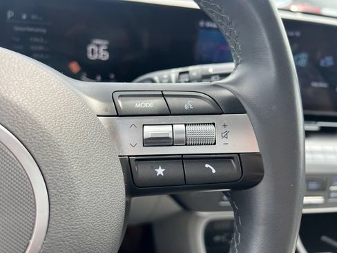 Used 2024 Hyundai Kona SEL FWD image 18