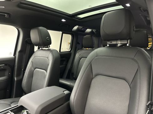 Used 2024 Land Rover Defender 110 S AWD/4WD image 15