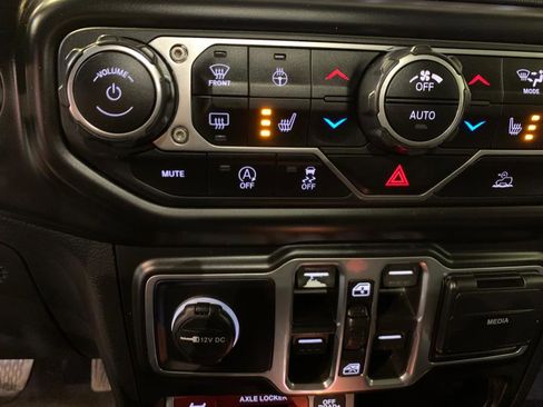 Used 2021 Jeep Gladiator Mojave image 36