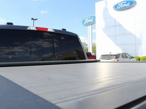 Used 2023 Ford F150 Lariat w/ Trailer Tow Package image 16