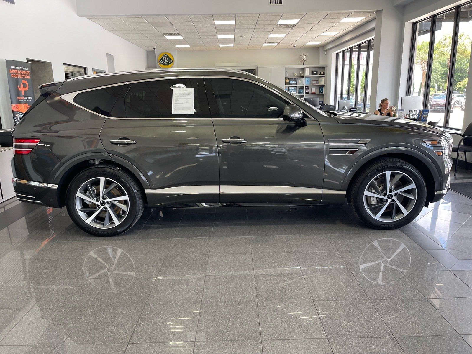 Used 2025 Genesis GV80 2.5T Advanced AWD/4WD image 6