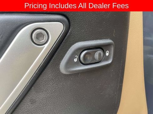 Used 2017 Jeep Wrangler Unlimited Sahara w/ Max Tow Package AWD/4WD image 21