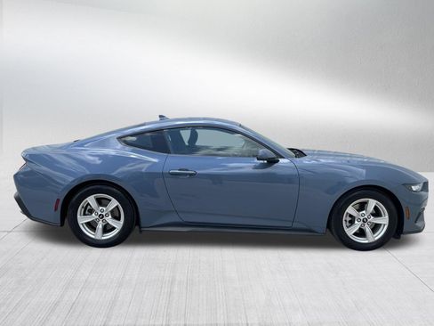 Used 2024 Ford Mustang Coupe RWD image 5