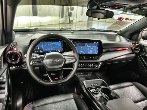 Used 2025 Chevrolet Equinox RS w/ Convenience Package III image 18