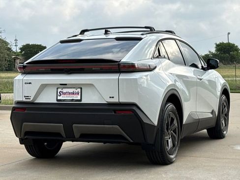 New 2026 Toyota C-HR AWD/4WD image 8