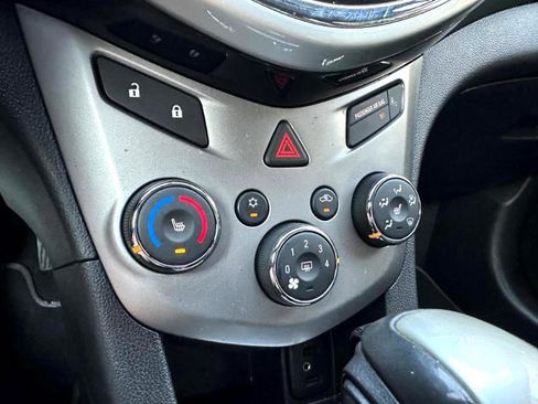 Used 2017 Chevrolet Sonic Premier image 24