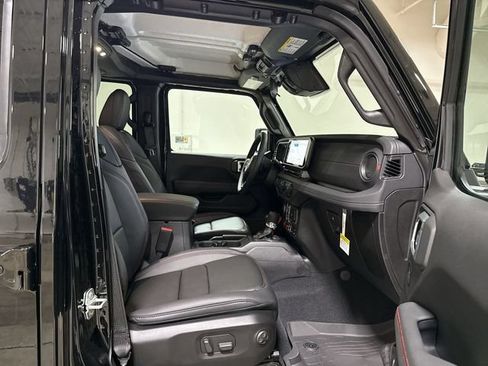 New 2026 Jeep Gladiator Rubicon AWD/4WD image 21
