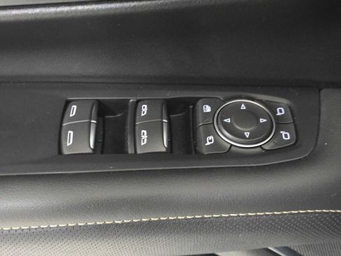 Used 2025 Chevrolet Tahoe Premier AWD/4WD image 26