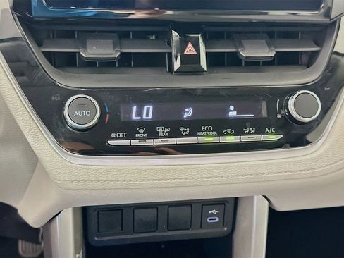 Certified 2023 Toyota Corolla Cross LE FWD image 16