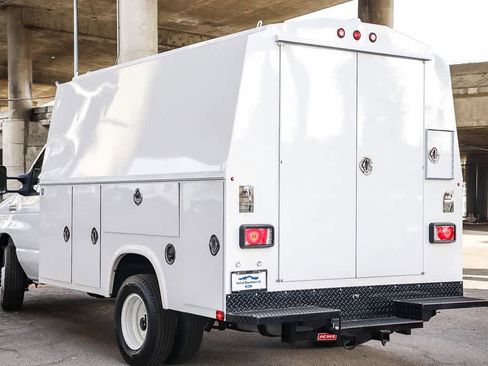 New 2025 Ford E-350 and Econoline 350 Super Duty w/ Power Equipment Group image 8