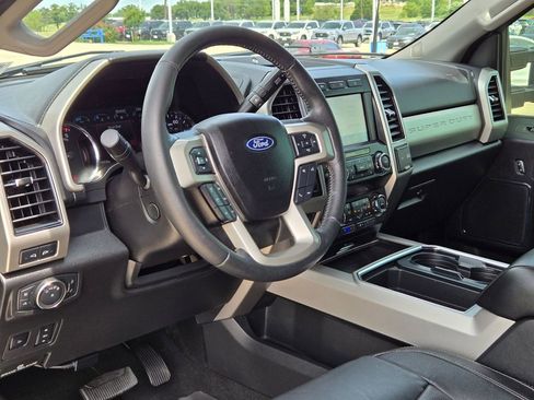 Used 2020 Ford F250 Lariat w/ Lariat Ultimate Package AWD/4WD image 10