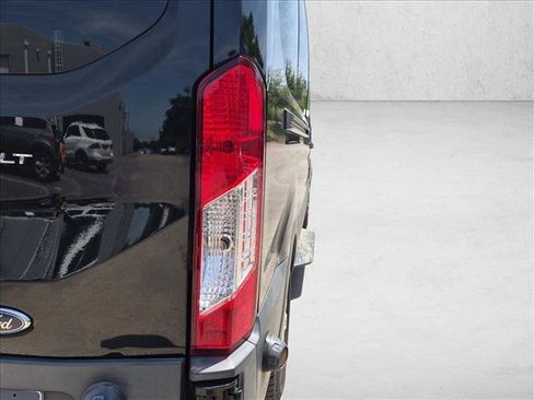 Used 2018 Ford Transit 350 XLT RWD image 11