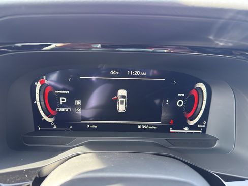 New 2026 Nissan Pathfinder Platinum image 17