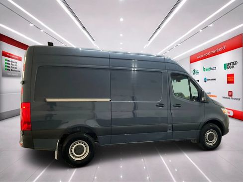 Used 2019 Mercedes-Benz Sprinter 144 image 8