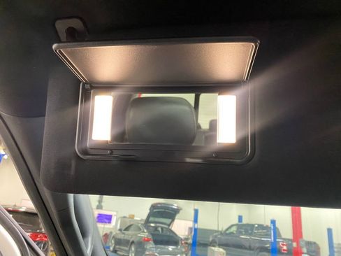 Used 2020 Ford F150 Platinum w/ Equipment Group 701A Luxury image 31