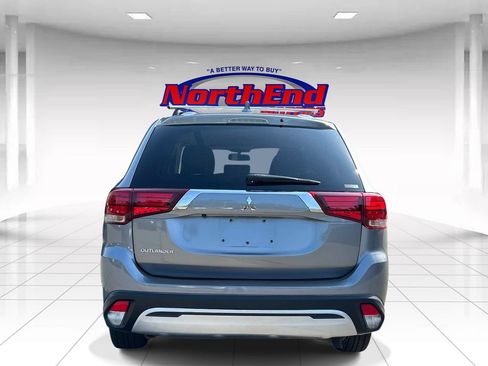 Used 2020 Mitsubishi Outlander ES AWD/4WD image 4