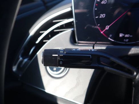 Used 2025 Mercedes-Benz E 450 4MATIC Sedan image 22