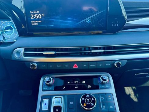 Used 2024 Hyundai Palisade Calligraphy image 37