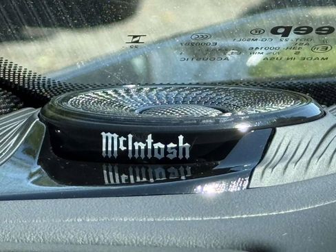 Used 2023 Jeep Grand Cherokee Overland w/ Luxury Tech Group IV AWD/4WD image 29