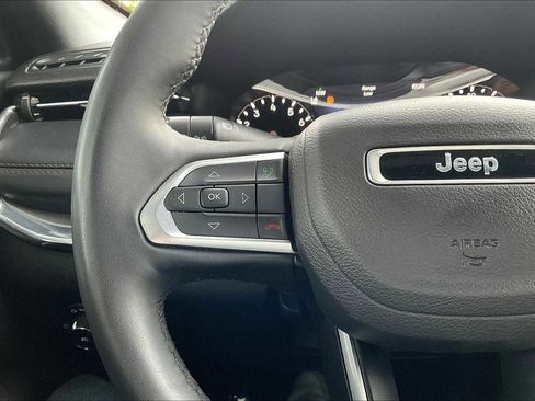 Used 2023 Jeep Compass Limited image 80