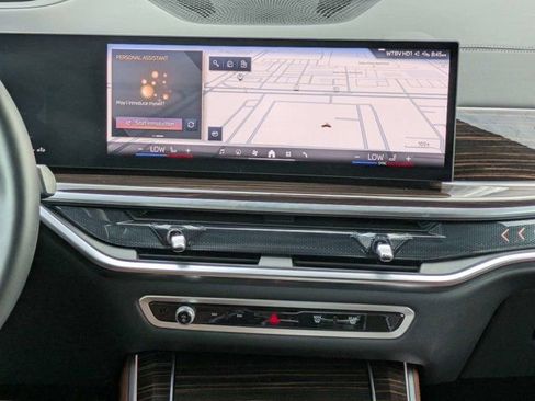 Used 2026 BMW X5 sDrive40i w/ M Sport Package RWD image 19