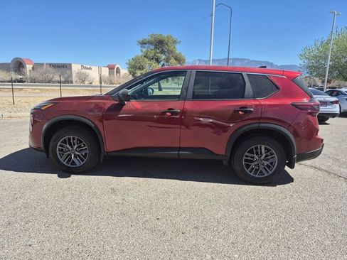 Certified 2025 Nissan Rogue S image 8