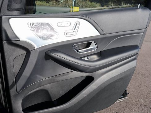 Used 2020 Mercedes-Benz GLE 350 4MATIC image 13