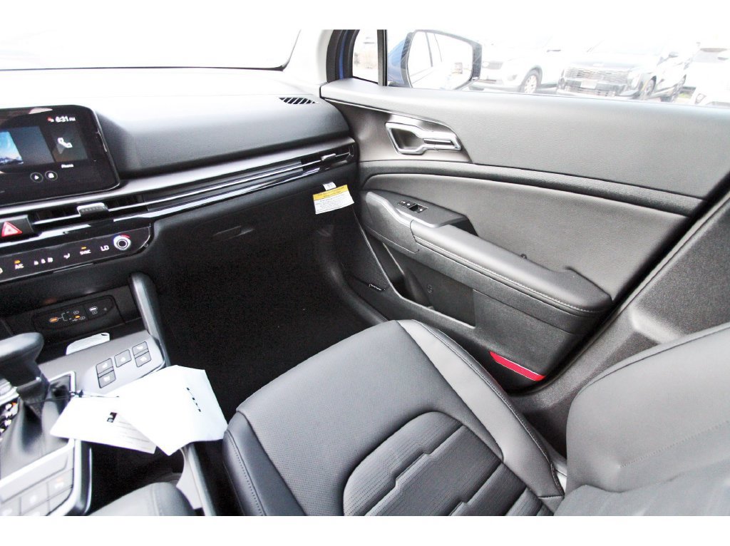 New 2026 Kia Sportage SX FWD image 9