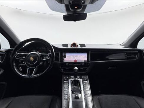 Used 2019 Porsche Macan AWD/4WD image 26
