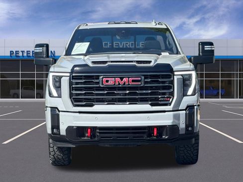 Certified 2025 GMC Sierra 3500 AT4 w/ AT4 Premium Plus Package AWD/4WD image 9