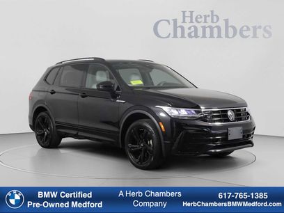 Used 2024 Volkswagen Tiguan SE R-Line
