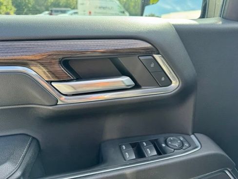 Used 2023 Chevrolet Silverado 1500 LT AWD/4WD image 20