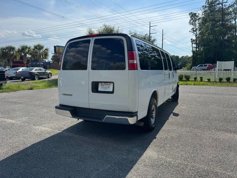Used 2018 Chevrolet Express 3500 LT w/ LT Preferred Equipment Group RWD image 34