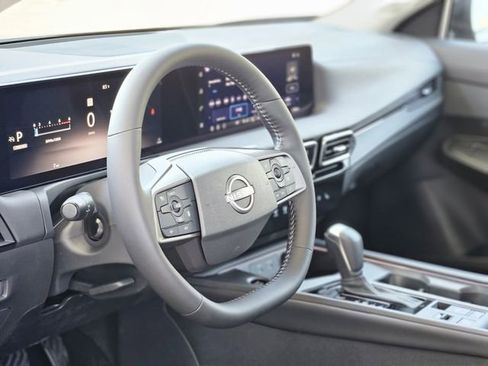 New 2026 Nissan Sentra SV w/ SV Convenience Package FWD image 11