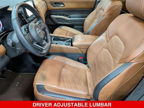 Certified 2023 Nissan Pathfinder Platinum AWD/4WD image 13