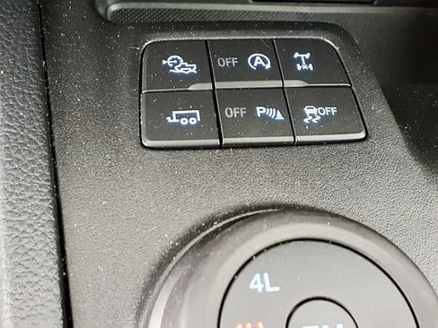 Used 2019 Ford Ranger XLT w/ FX4 Off-Road Package AWD/4WD image 18