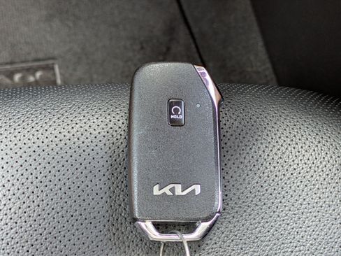 Certified 2023 Kia Sportage EX FWD image 29
