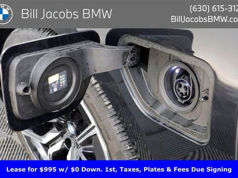 Certified 2025 BMW 750e xDrive image 17